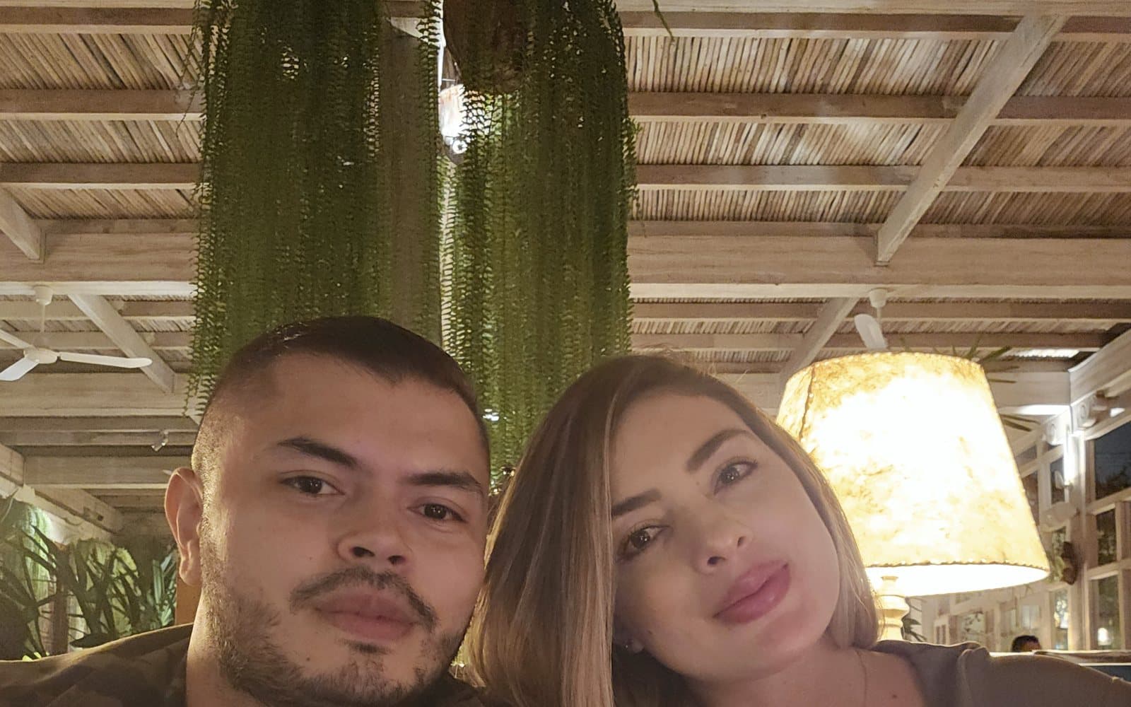 Erwin y su esposa la última noche del viaje, 7 de junio de 2026